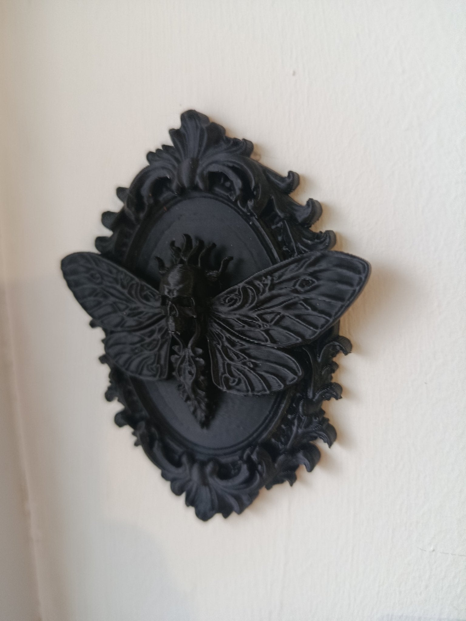 🖤 The Cicada Mortis Miniature - Dark Relics