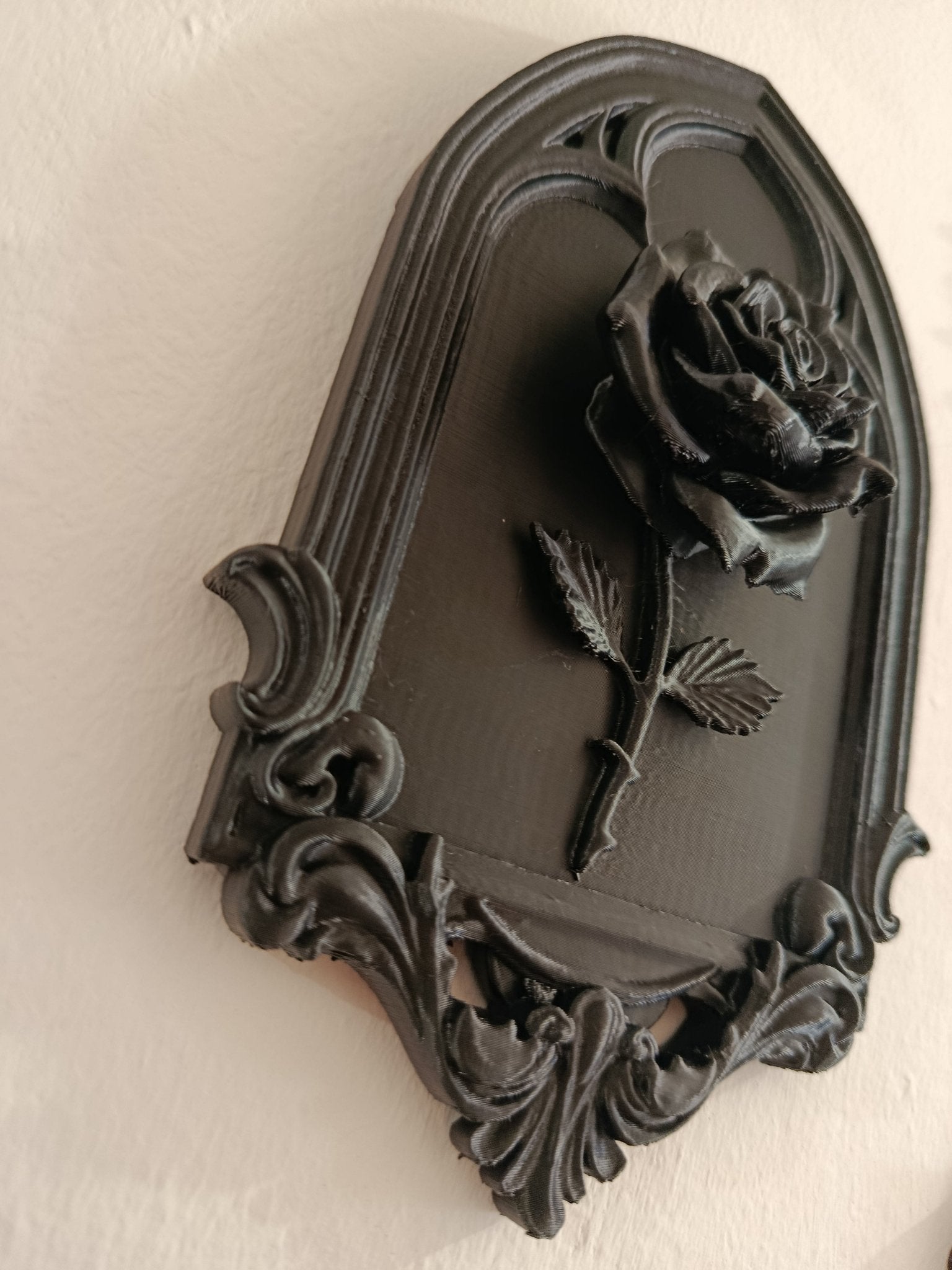 🖤The eternal Rose Plaque🥀 - Dark Relics