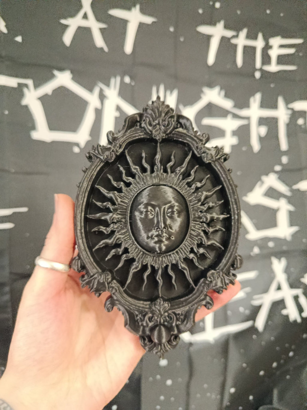 🖤 The Ethereal Sun Plaque - Dark Relics